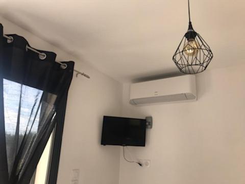 Le Klelogi Ξενοδοχείο Fontvieille Εξωτερικό φωτογραφία
