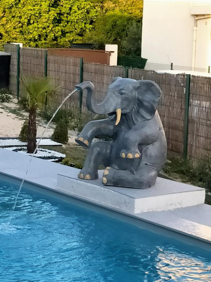 Le Klelogi Ξενοδοχείο Fontvieille Εξωτερικό φωτογραφία
